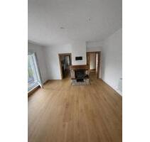 Großzügige 3,5 Zimmer Altbauwohnung 123qm Sonnenterrasse & Kamin - Gevelsberg