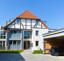 Dachgeschosswohnung im sanierten Altbau mit Balkon und Carport - Braunschweig Lehndorf-Watenbüttel