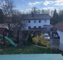 EFH Nähe Velden - 1.250,00&nbsp;EUR Kaltmiete, ca.&nbsp; 160,00&nbsp;m&sup2; in Velden (PLZ: 84149)