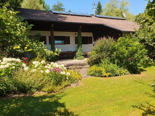 Foto - Traumgrundstück mit Altbestand incl. Einliegerwohnung