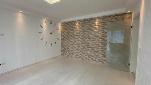 Foto - Modernisierte 3,5-Zimmer-Eigentumswohnung mit Balkon, Stellplatz