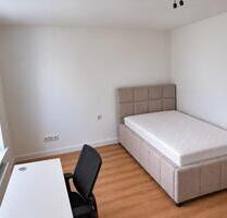 HEILBRONN CITY WG ZIMMER - ROOM