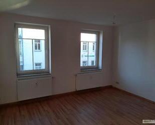Geräumige 3 Raumwohnung mit Abstellraum und separatem WC in Döbeln sofort zu vermieten.