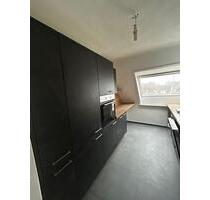 Modernisierte 3-Zimmer-Wohnung mit neuer Küche - Stellplatz opt. - Ludwigsburg