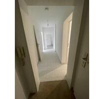 *Erstbezug nach Sanierung* Helle 4-Zimmer Wohnung im 1. OG in OF - Offenbach am Main Hafen