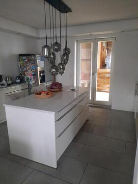 Foto - Haus zu Vermieten - 1.950,00&nbsp;EUR Kaltmiete, ca.&nbsp; 120,00&nbsp;m&sup2;