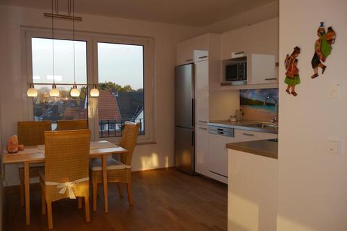 Foto - 1.6.-15.7.Helle, hübsche 2- Zi.- Whg.Neubaugroßer Balkon