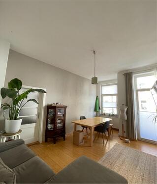 Foto - 2-Zimmer-Altbauwohnung mit Balkon - Südstadt