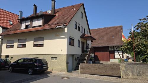 Foto - Attraktives Ein-Zweifamilienhaus in schöner Lage