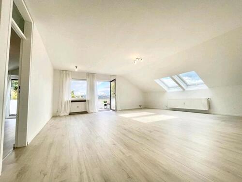 Foto - 3-Zimmer-Dachgeschosswohnung mit Balkon ab 01.08.26
