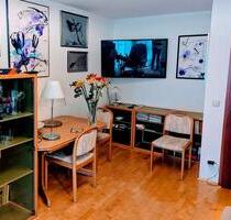 2-Zimmerwohnung München-Süd, Isar, voll möbl. für Einzelperson.