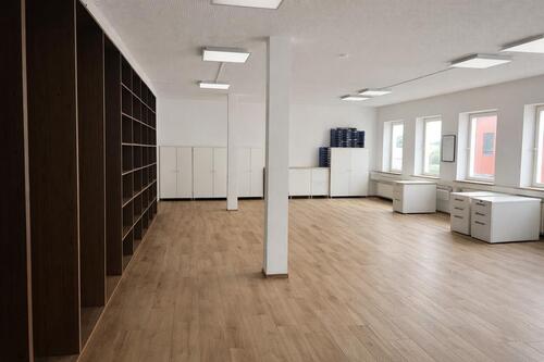 Foto - BÜRO Studio Atelier - verschiedene Optionen (120 200 300 500 qm) sehr preiswert in Weidhausen b. Co
