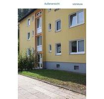 Die erste eigene Wohnung: renovierte 2-Zimmer-Wohnung mit Dusche - Essen Stadtbezirk VI