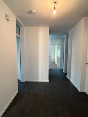Foto - Zweitbezug nach Renovierung5-Zimmer-Wohnung mit 104 m² Biebrich
