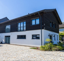 Barrierfreie Praxisräume + Parkplätze - Hell, hochwertig, modern - Sommerhausen