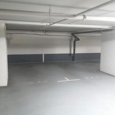 Foto - Mz-Altstadt: TG Stellplatz - 110,00&nbsp;EUR Miete,