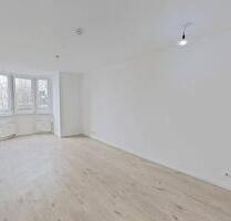 **Gut geschnittene 3-Zimmer-Erdgeschosswohnung mit Wannenbad** - Stuttgart Stuttgart-West