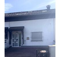 Reihenmittelhaus in Waldsolms - 179.000,00&nbsp;EUR Kaufpreis, ca.&nbsp; 71,50&nbsp;m&sup2; in Waldsolms (PLZ: 35647)