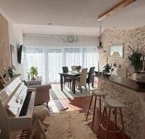 Haus-im-Haus-Gefühl: Exklusive Split-Level-Wohnung - Friedrichsdorf