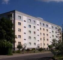 Große 2-Raum-Wohnung im Ergeschoss! - Neustrelitz