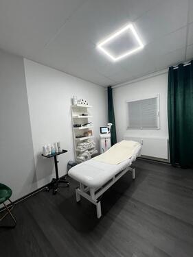 Foto - Raum zu vermieten inkl. modernstem Diodenlaser
