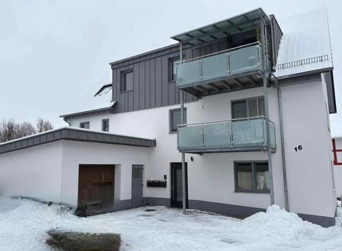 Foto - Neuwertige 3,5 Zimmer Wohnung im EG mit Stellplatz in Marth