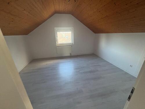 Foto - 2 Zimmer Dachgeschoßwohnung zur Miete in Durlangen