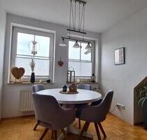 Charmante 3-Zimmer-Wohnung, zentrale Lage in Hessisch Lichtenau
