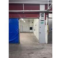 Lagerhalle Montagehalle Kiel Wellsee