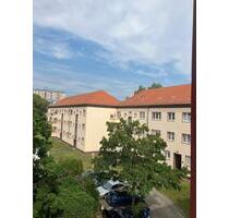 charmante Wohnung im 20er-Jahre-Bau mit extra Dachraum, Lankwitz - Berlin