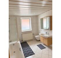 Gemütliche 2-Zimmer-Wohnung mit Balkon zu vermieten - Waldeck