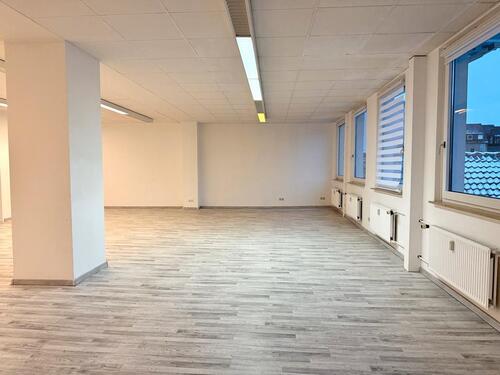 Foto - Top Standort! Vielseitige Gewerbefläche mitten in der Stadt