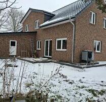 Doppelhaushälfte - 1.620,00&nbsp;EUR Kaltmiete, ca.&nbsp; 108,00&nbsp;m&sup2; in Horst (Holstein) (PLZ: 25358)