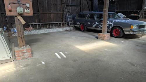 Foto - Stellplatz Garage Halle f. Wohnmobil, AUTO, PKW, KRAD