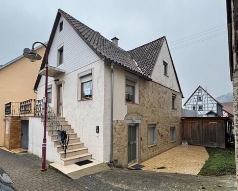 Foto - Einfamilienhaus mit Einliegerwohnung