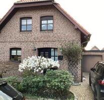 Schönes freistehendes Einfamilienhaus in Sonsbeck 0162 9811857