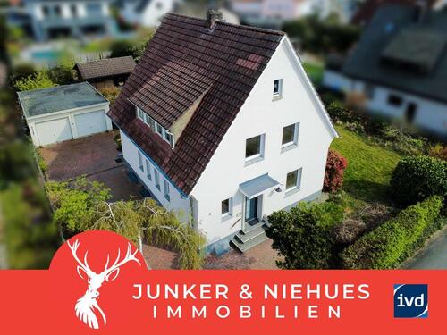 Foto - Einfamilienhaus in zentraler Lage von Steinhagen mit großem Garten