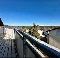 Charmante Dachgeschoss Wohnung mit Fernblick für Singles & Paare - Pforzheim Brötzingen