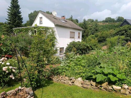 Foto - Haus in ruhiger Lage - 400.000,00&nbsp;EUR Kaufpreis, ca.&nbsp; 136,00&nbsp;m&sup2;