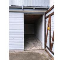 Vermieter große ehemalige LKW-Garage in Alsfeld