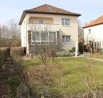 Mehrgenerationenhaus mit Potential für eigene Wünsche - Berlin Steglitz-Zehlendorf