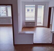 MA-Neuostheim, 4,5 ZKB, Loggia - 1.250,00&nbsp;EUR Kaltmiete, ca.&nbsp; 100,00&nbsp;m&sup2; in Mannheim (PLZ: 68163) Almenhof