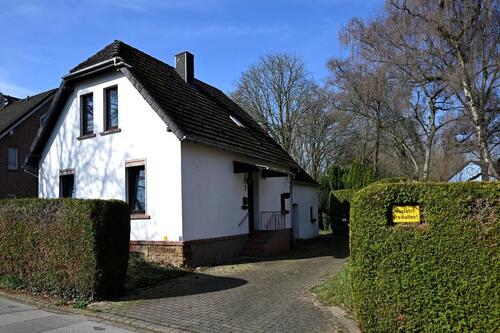 Foto - Provisionsfrei: Grundstück DO-Holzen mit Altbestand + MFH Planung