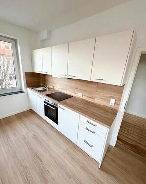 Foto - Frisch renovierte 2 Zimmer Wohnung mit Einbauküche