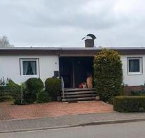 Einfamlienhaus im Bungalow-Stil in ruhiger Wohngegend - Korbach