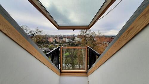 Foto - helle Dachgeschosswohnung mit französischen Balkon