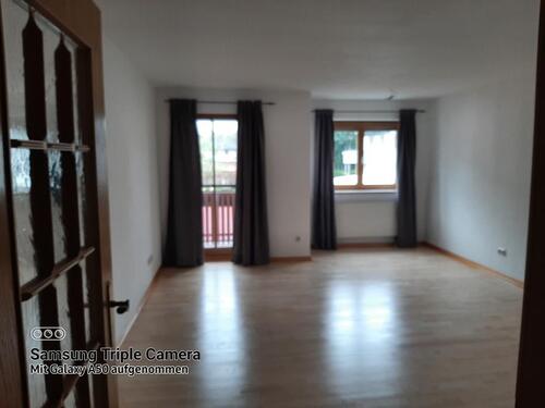 Foto - Schöne helle 3-Zimmer Eigentumswohnung 1.OG mit Südbalkon