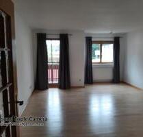 Schöne helle 3-Zimmer Eigentumswohnung 1.OG mit Südbalkon - Neubeuern