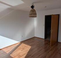 Wohnung in Cham Innenstadt - 720,00&nbsp;EUR Kaltmiete, ca.&nbsp; 100,00&nbsp;m&sup2; in Cham (PLZ: 93413)