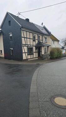 Foto - 6 Zimmer Einfamilienhaus zur Miete in Nentershausen